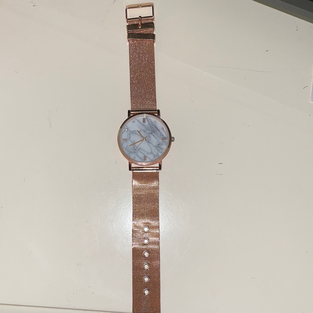 rose gold and marble watch